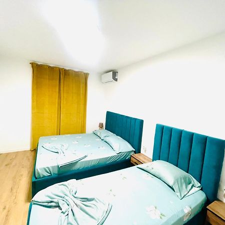 Central Apartment 2, Тирана Екстер'єр фото