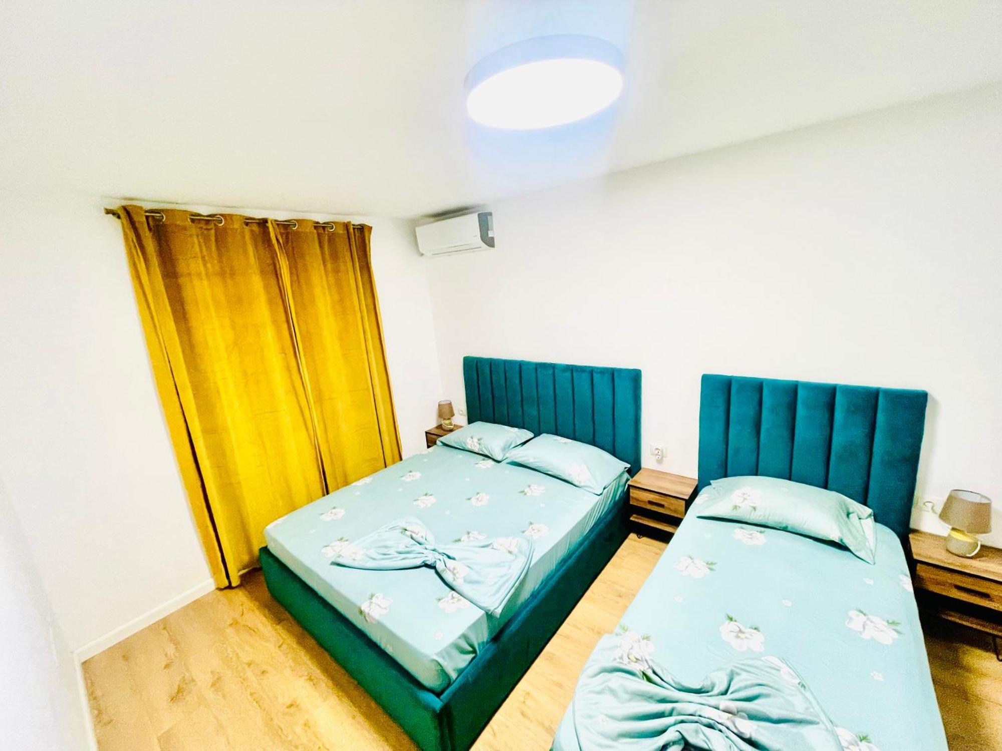 Central Apartment 2, Тирана Екстер'єр фото